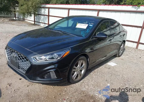 2019 Hyundai Sonata Limited z USA, uszkodzony, nr VIN 5NPE34AF8KH789365